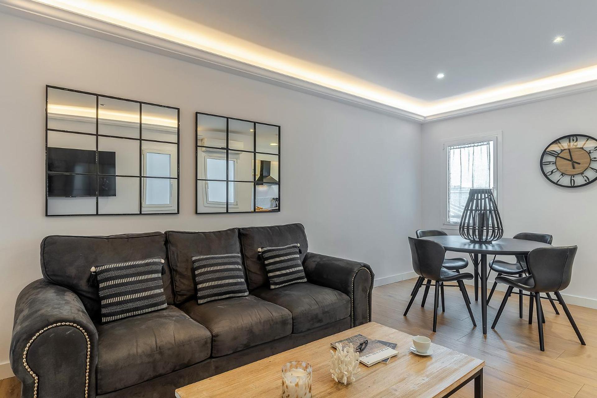 Ab Eixample Calabria Apartment